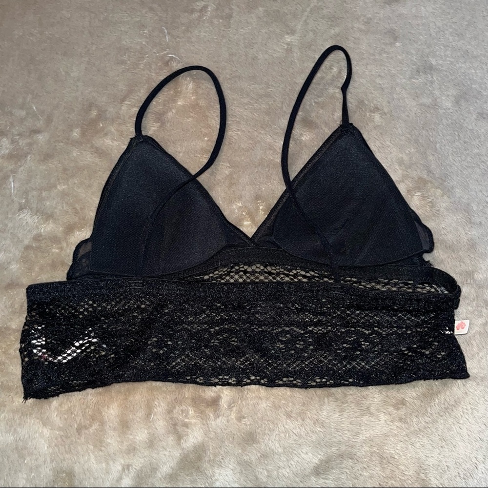 Bundle of PINK Victoria’s Secret Wear Everywhere Bra and Wallflower Bralette - Picture 12 of 16